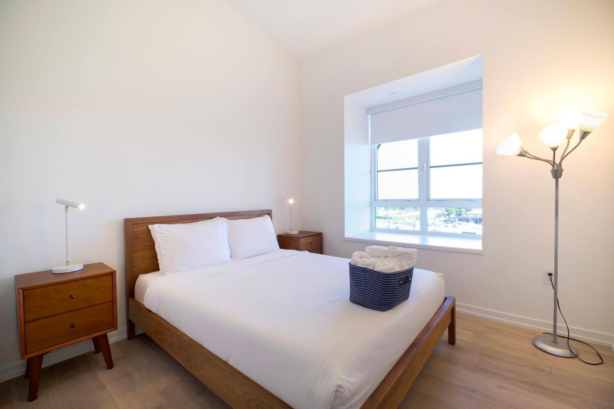 Compass Luxury Living Hotel cápsula Los Angeles