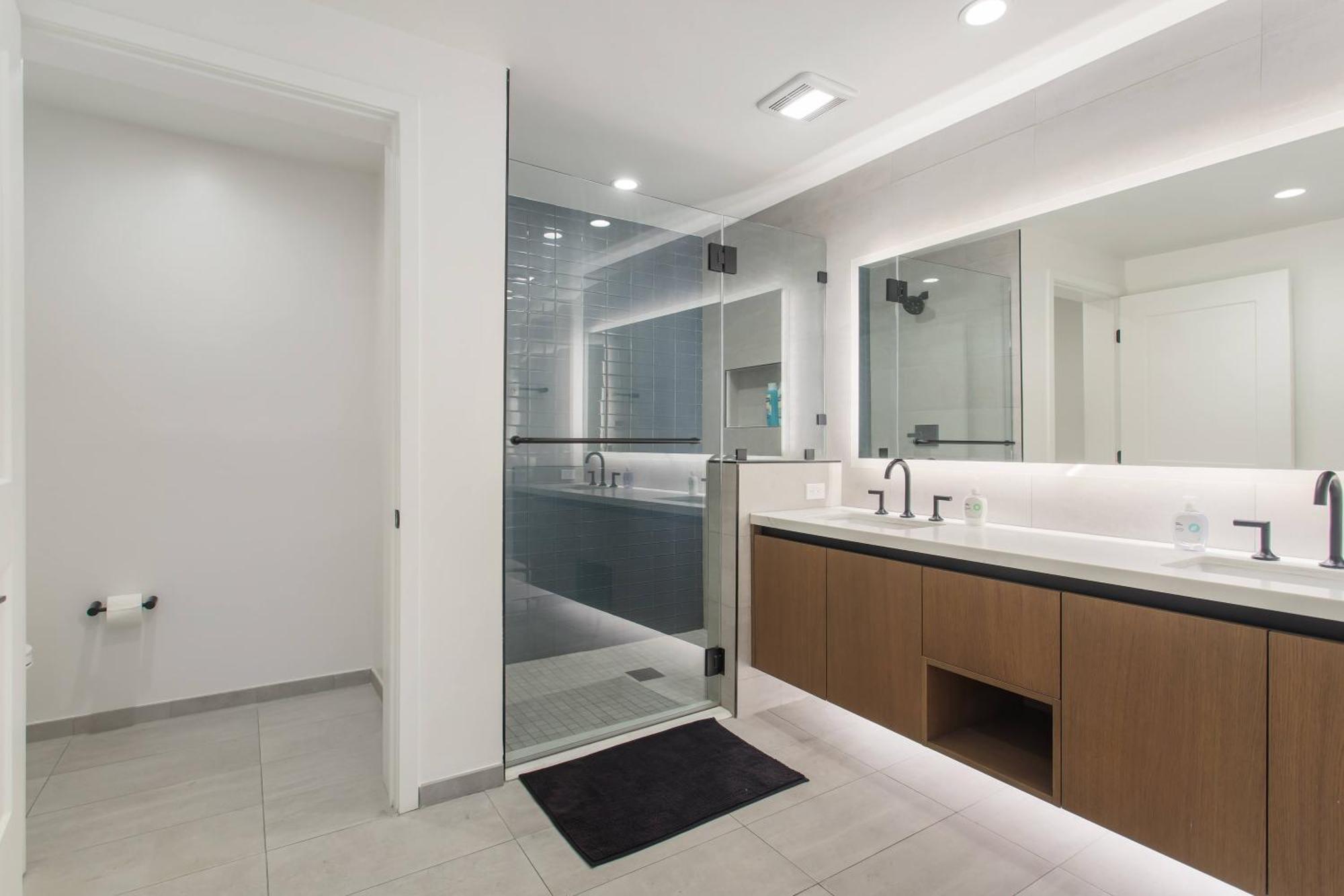Compass Luxury Living