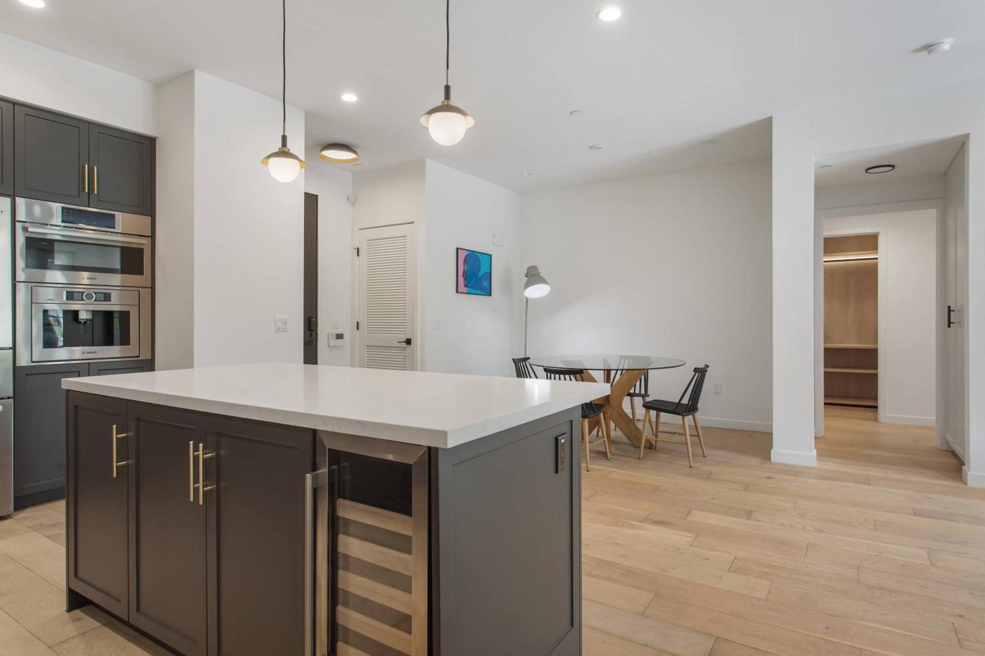 Compass Luxury Living Los Angeles