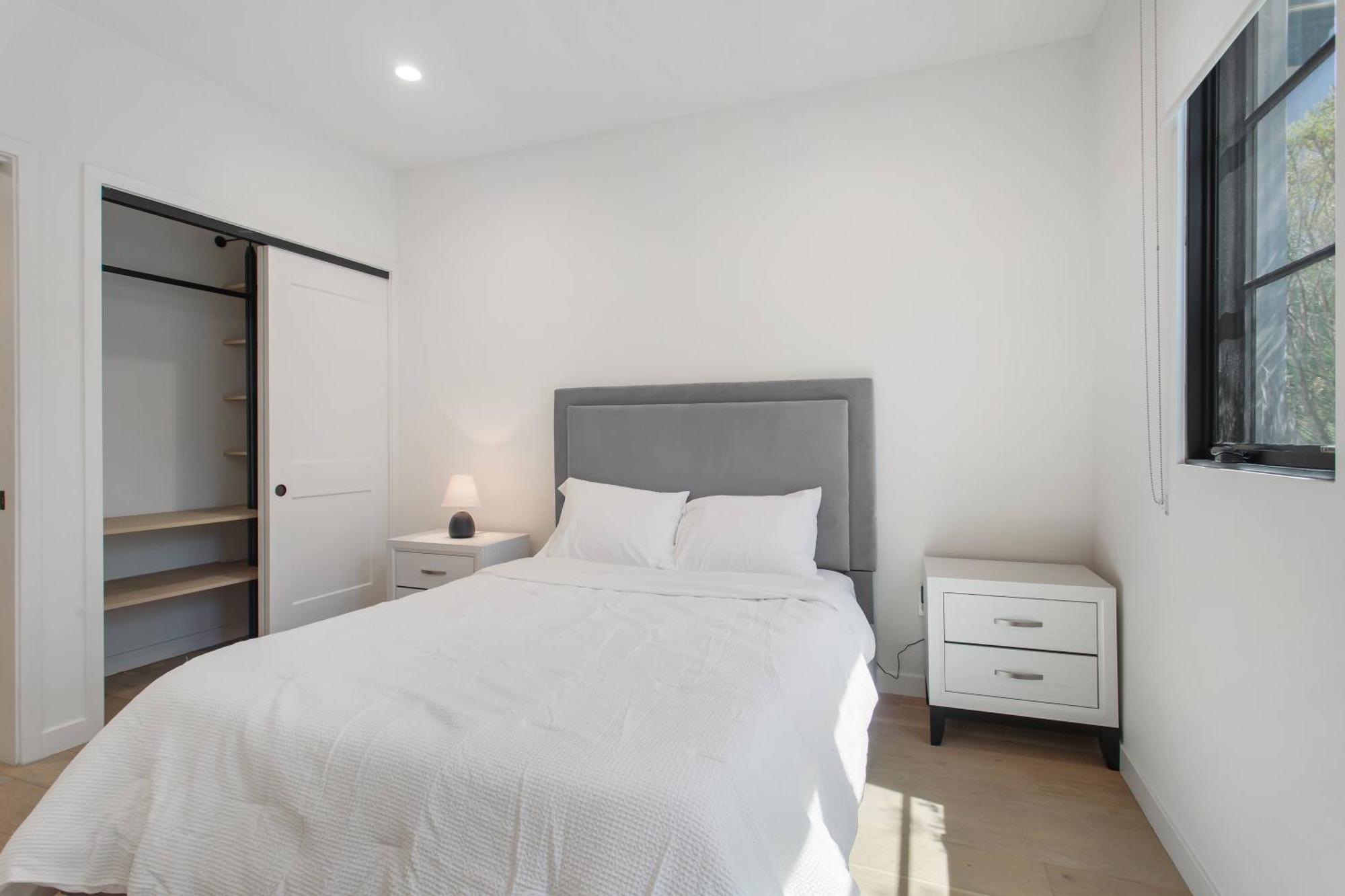Compass Luxury Living Hotel cápsula Los Angeles